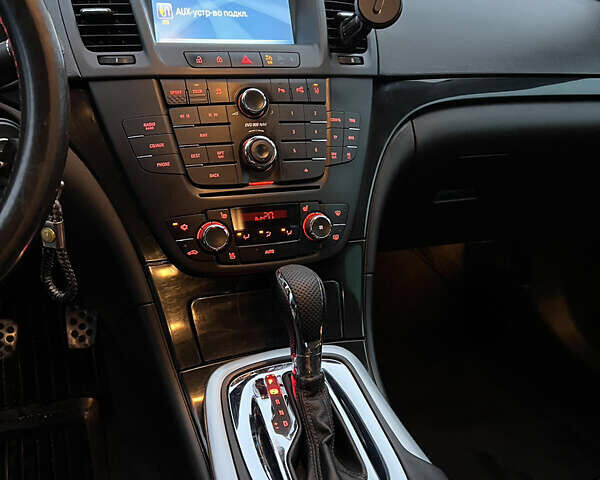 Синий Опель Инсигния, объемом двигателя 1.96 л и пробегом 246 тыс. км за 7200 $, фото 21 на Automoto.ua