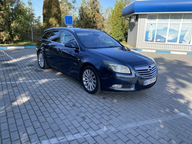 Синий Опель Инсигния, объемом двигателя 2 л и пробегом 268 тыс. км за 6250 $, фото 7 на Automoto.ua