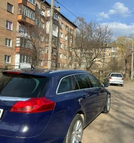 Синий Опель Инсигния, объемом двигателя 1.96 л и пробегом 235 тыс. км за 6600 $, фото 7 на Automoto.ua