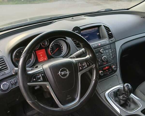 Синий Опель Инсигния, объемом двигателя 1.96 л и пробегом 305 тыс. км за 6500 $, фото 11 на Automoto.ua