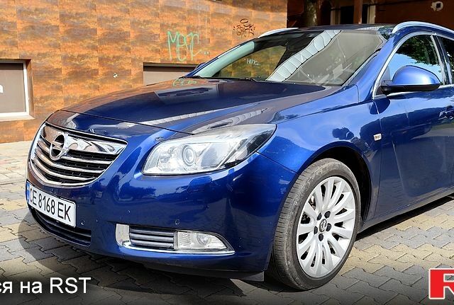 Синий Опель Инсигния, объемом двигателя 2 л и пробегом 21200 тыс. км за 8500 $, фото 2 на Automoto.ua