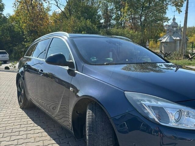 Синій Опель Інсігнія, об'ємом двигуна 1.96 л та пробігом 252 тис. км за 7350 $, фото 2 на Automoto.ua