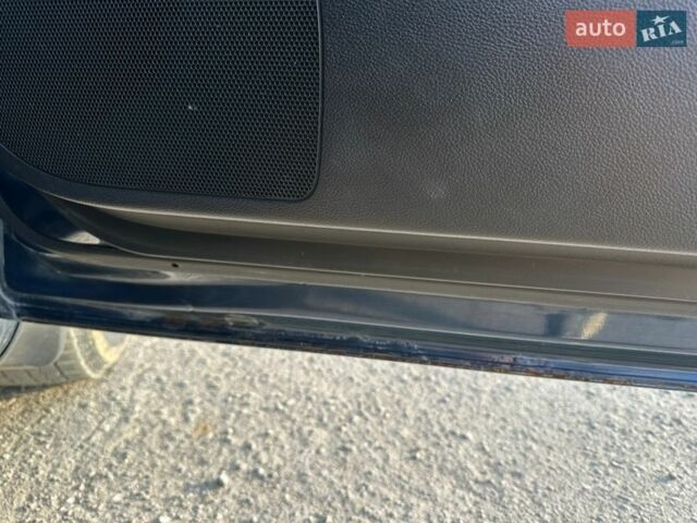 Синий Опель Инсигния, объемом двигателя 2 л и пробегом 430 тыс. км за 7000 $, фото 11 на Automoto.ua