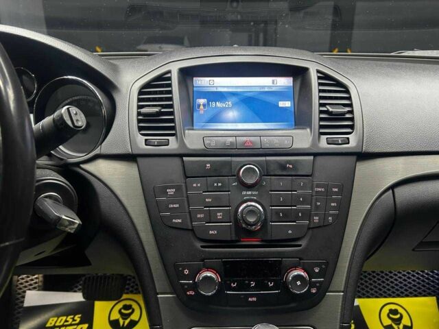 Синий Опель Инсигния, объемом двигателя 2 л и пробегом 211 тыс. км за 8800 $, фото 11 на Automoto.ua