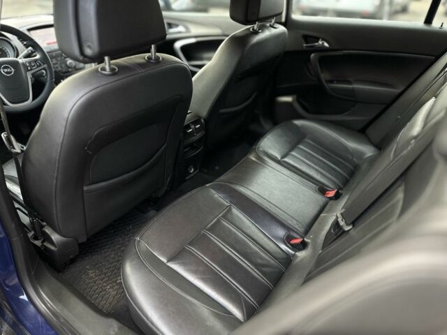 Синій Опель Інсігнія, об'ємом двигуна 2 л та пробігом 355 тис. км за 6600 $, фото 6 на Automoto.ua