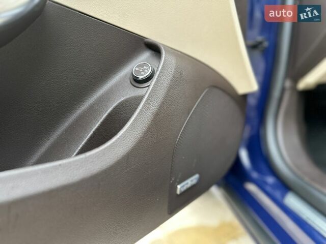 Синій Опель Інсігнія, об'ємом двигуна 2 л та пробігом 266 тис. км за 8400 $, фото 18 на Automoto.ua