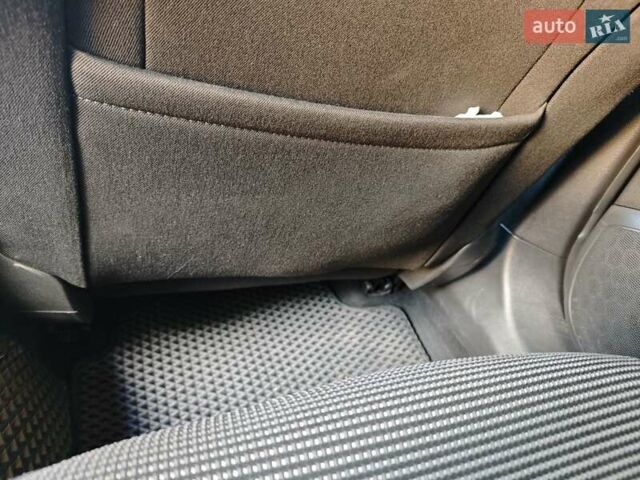 Синий Опель Инсигния, объемом двигателя 1.96 л и пробегом 224 тыс. км за 11500 $, фото 93 на Automoto.ua