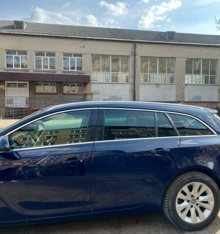 Синий Опель Инсигния, объемом двигателя 1.96 л и пробегом 235 тыс. км за 6600 $, фото 10 на Automoto.ua