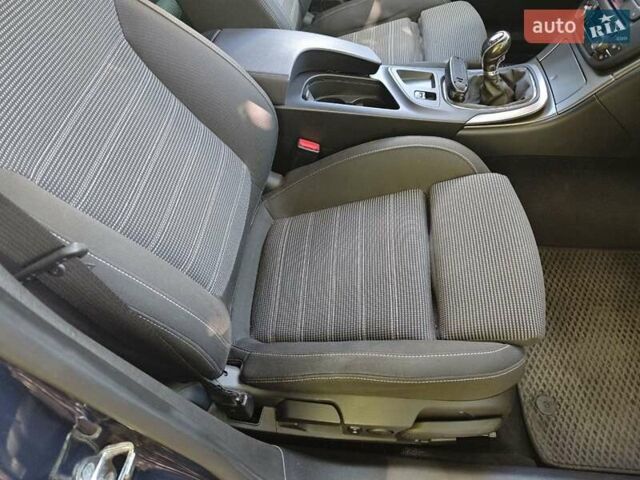 Синий Опель Инсигния, объемом двигателя 1.96 л и пробегом 224 тыс. км за 11500 $, фото 77 на Automoto.ua