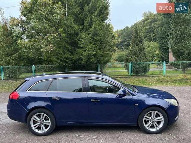 Синий Опель Инсигния, объемом двигателя 1.96 л и пробегом 264 тыс. км за 9500 $, фото 3 на Automoto.ua