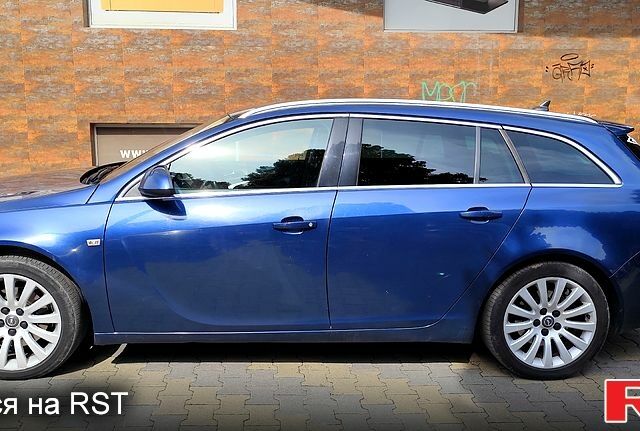 Синий Опель Инсигния, объемом двигателя 2 л и пробегом 21200 тыс. км за 8500 $, фото 3 на Automoto.ua