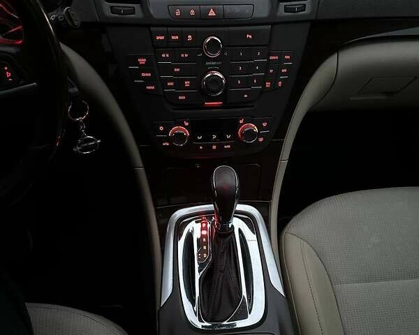 Синий Опель Инсигния, объемом двигателя 1.96 л и пробегом 264 тыс. км за 9500 $, фото 22 на Automoto.ua