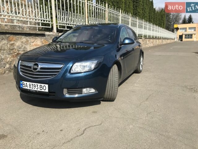 Синий Опель Инсигния, объемом двигателя 2 л и пробегом 236 тыс. км за 14500 $, фото 7 на Automoto.ua