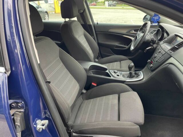 Синий Опель Инсигния, объемом двигателя 2 л и пробегом 277 тыс. км за 4450 $, фото 16 на Automoto.ua