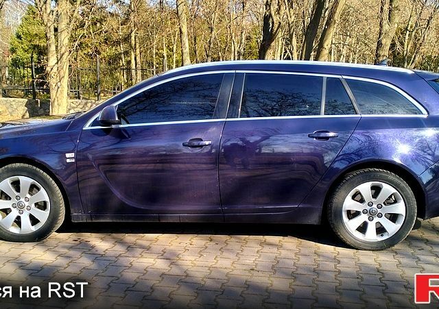 Синий Опель Инсигния, объемом двигателя 2 л и пробегом 257 тыс. км за 8000 $, фото 9 на Automoto.ua