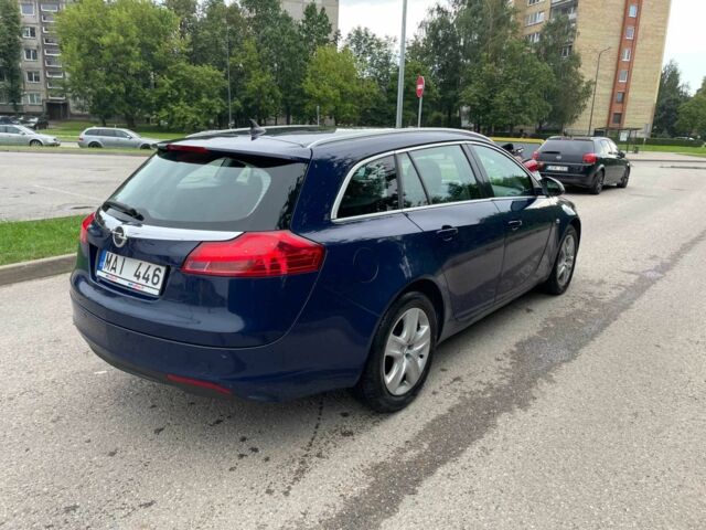 Синий Опель Инсигния, объемом двигателя 2 л и пробегом 277 тыс. км за 4450 $, фото 4 на Automoto.ua