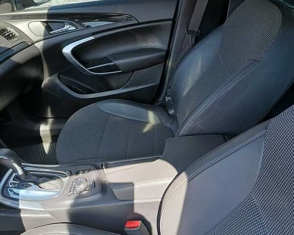 Синий Опель Инсигния, объемом двигателя 2 л и пробегом 201 тыс. км за 9200 $, фото 11 на Automoto.ua