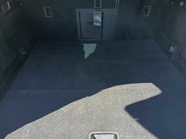 Синий Опель Инсигния, объемом двигателя 2 л и пробегом 201 тыс. км за 9200 $, фото 3 на Automoto.ua