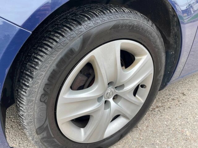 Синий Опель Инсигния, объемом двигателя 2 л и пробегом 277 тыс. км за 4450 $, фото 8 на Automoto.ua