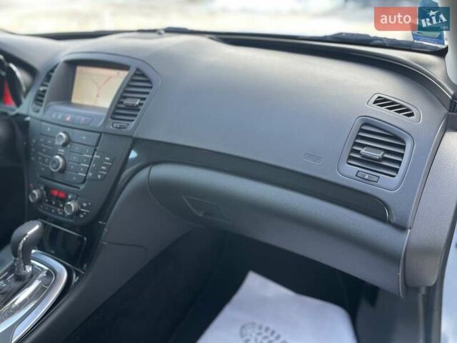 Синій Опель Інсігнія, об'ємом двигуна 1.96 л та пробігом 267 тис. км за 9000 $, фото 67 на Automoto.ua