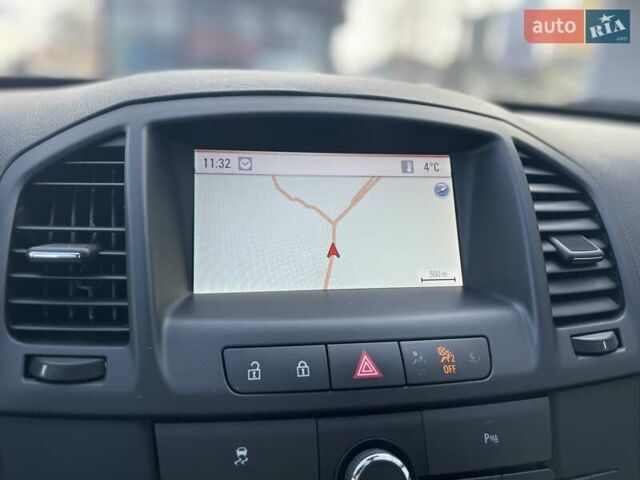 Синій Опель Інсігнія, об'ємом двигуна 1.96 л та пробігом 267 тис. км за 9000 $, фото 24 на Automoto.ua