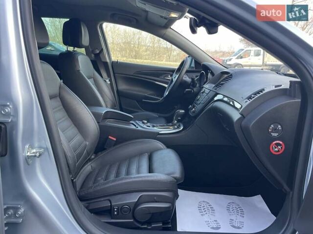 Синій Опель Інсігнія, об'ємом двигуна 1.96 л та пробігом 267 тис. км за 9000 $, фото 62 на Automoto.ua