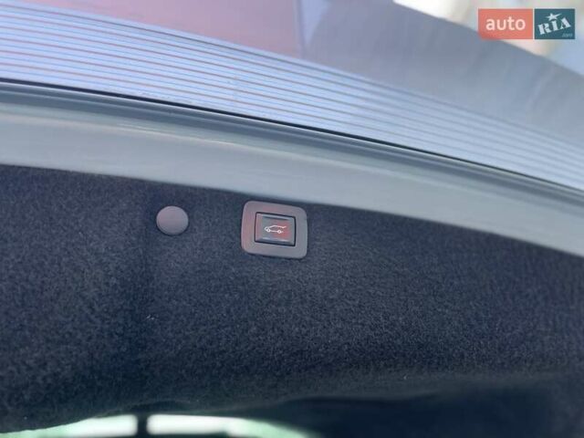 Синій Опель Інсігнія, об'ємом двигуна 1.96 л та пробігом 267 тис. км за 9000 $, фото 51 на Automoto.ua