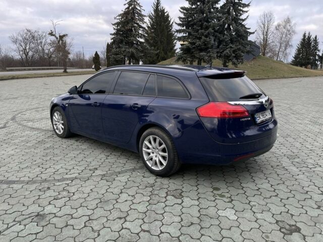 Синій Опель Інсігнія, об'ємом двигуна 2 л та пробігом 300 тис. км за 7400 $, фото 4 на Automoto.ua