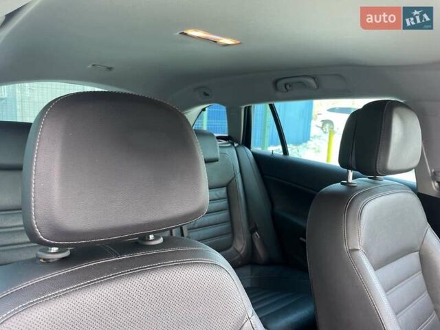 Синій Опель Інсігнія, об'ємом двигуна 1.96 л та пробігом 267 тис. км за 9000 $, фото 70 на Automoto.ua