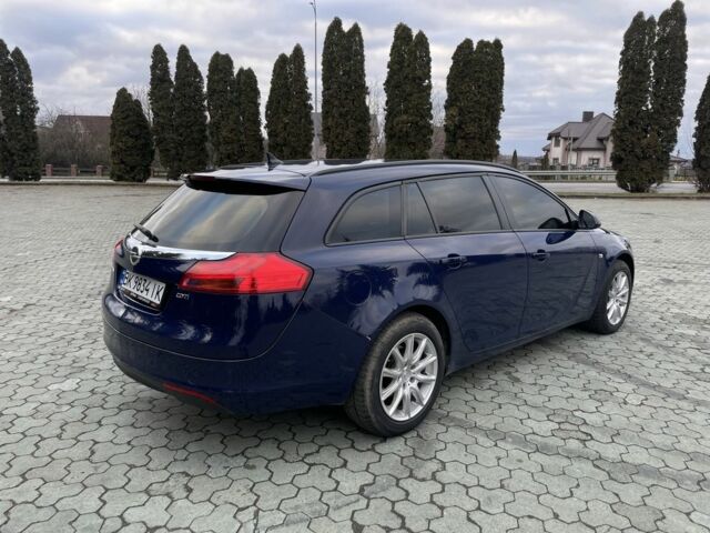 Синій Опель Інсігнія, об'ємом двигуна 2 л та пробігом 300 тис. км за 7400 $, фото 2 на Automoto.ua