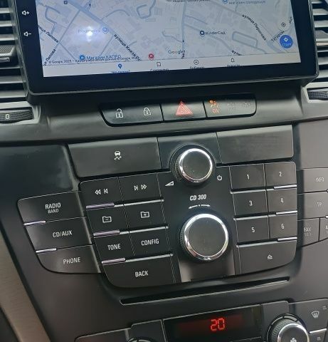 Синий Опель Инсигния, объемом двигателя 2 л и пробегом 220 тыс. км за 8300 $, фото 20 на Automoto.ua