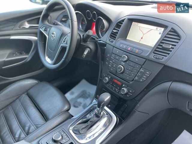 Синій Опель Інсігнія, об'ємом двигуна 1.96 л та пробігом 267 тис. км за 9000 $, фото 66 на Automoto.ua