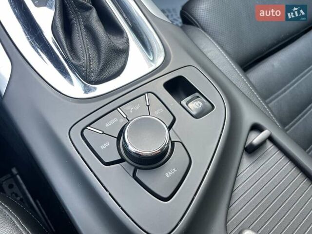 Синій Опель Інсігнія, об'ємом двигуна 1.96 л та пробігом 267 тис. км за 9000 $, фото 27 на Automoto.ua