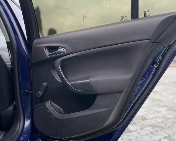 Синій Опель Інсігнія, об'ємом двигуна 1.96 л та пробігом 292 тис. км за 7300 $, фото 24 на Automoto.ua