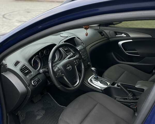 Синій Опель Інсігнія, об'ємом двигуна 1.96 л та пробігом 292 тис. км за 7300 $, фото 14 на Automoto.ua