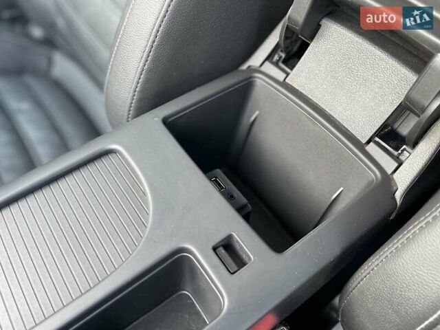 Синій Опель Інсігнія, об'ємом двигуна 1.96 л та пробігом 267 тис. км за 9000 $, фото 31 на Automoto.ua