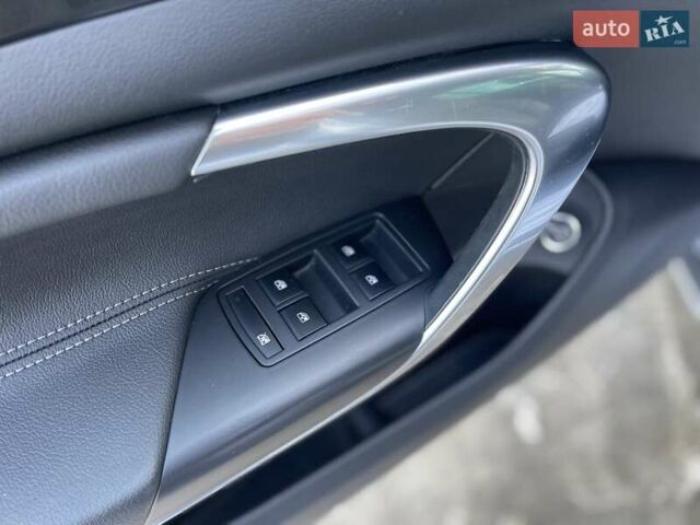 Синій Опель Інсігнія, об'ємом двигуна 1.96 л та пробігом 267 тис. км за 9000 $, фото 9 на Automoto.ua