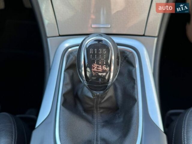 Синий Опель Инсигния, объемом двигателя 1.96 л и пробегом 254 тыс. км за 10300 $, фото 26 на Automoto.ua