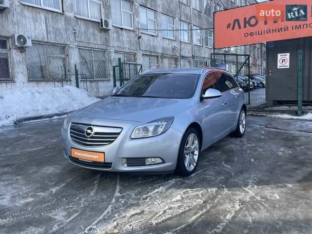 Синій Опель Інсігнія, об'ємом двигуна 1.96 л та пробігом 267 тис. км за 9000 $, фото 6 на Automoto.ua