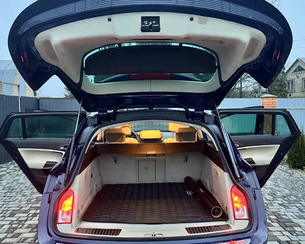 Синий Опель Инсигния, объемом двигателя 1.96 л и пробегом 251 тыс. км за 8200 $, фото 5 на Automoto.ua