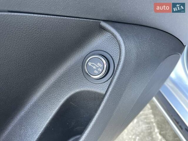 Синій Опель Інсігнія, об'ємом двигуна 1.96 л та пробігом 267 тис. км за 9000 $, фото 10 на Automoto.ua