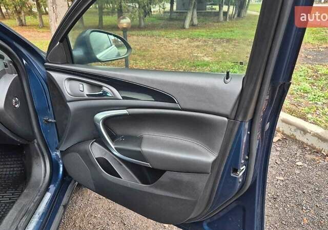 Синий Опель Инсигния, объемом двигателя 1.96 л и пробегом 226 тыс. км за 9300 $, фото 7 на Automoto.ua