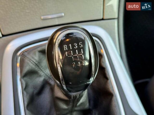 Синій Опель Інсігнія, об'ємом двигуна 2 л та пробігом 288 тис. км за 8990 $, фото 20 на Automoto.ua