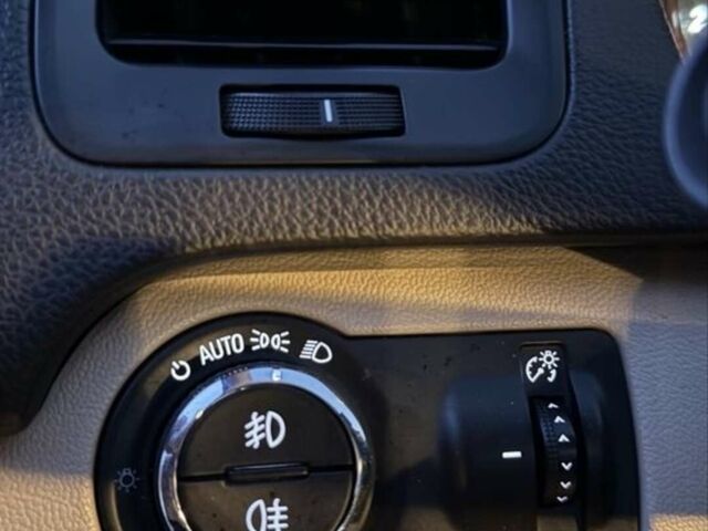 Синий Опель Инсигния, объемом двигателя 2 л и пробегом 264 тыс. км за 12500 $, фото 15 на Automoto.ua