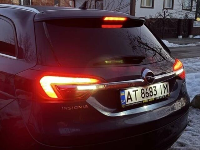 Синий Опель Инсигния, объемом двигателя 2 л и пробегом 264 тыс. км за 12500 $, фото 3 на Automoto.ua