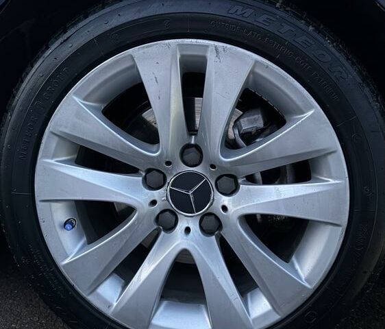 Синій Опель Інсігнія, об'ємом двигуна 2 л та пробігом 261 тис. км за 14300 $, фото 9 на Automoto.ua