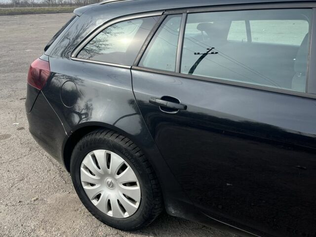 Синий Опель Инсигния, объемом двигателя 2 л и пробегом 320 тыс. км за 8700 $, фото 5 на Automoto.ua