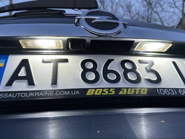 Синій Опель Інсігнія, об'ємом двигуна 2 л та пробігом 261 тис. км за 14300 $, фото 12 на Automoto.ua