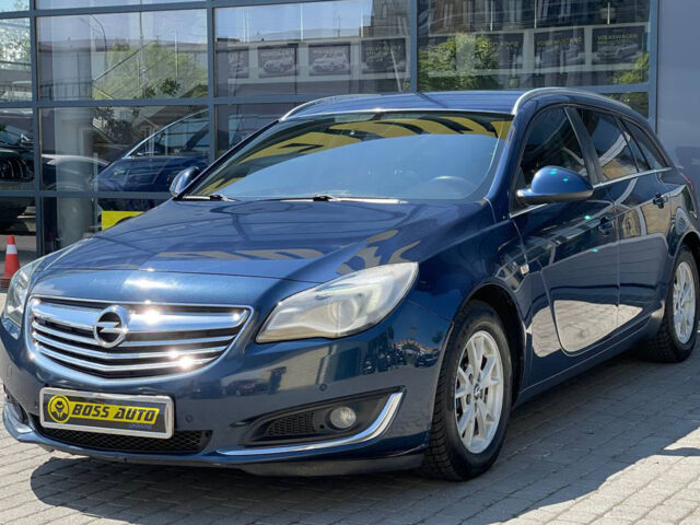 Синий Опель Инсигния, объемом двигателя 2 л и пробегом 316 тыс. км за 9600 $, фото 2 на Automoto.ua