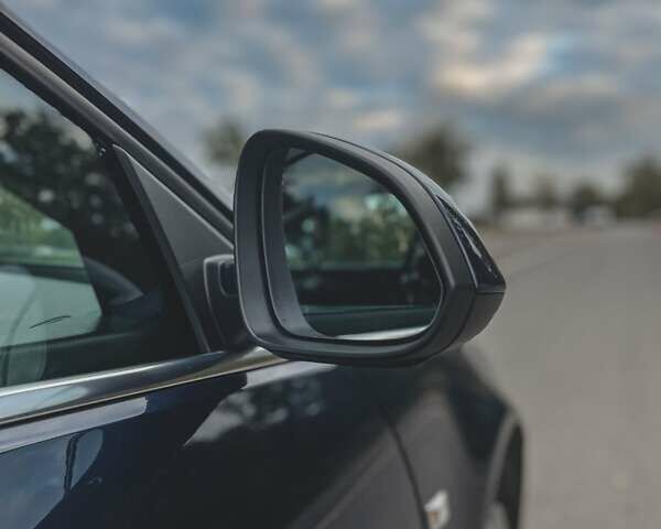 Синій Опель Інсігнія, об'ємом двигуна 1.96 л та пробігом 270 тис. км за 9500 $, фото 10 на Automoto.ua